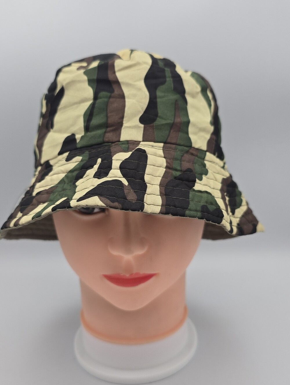 Men's Reversible Camouflage Polyester Bucket Hat